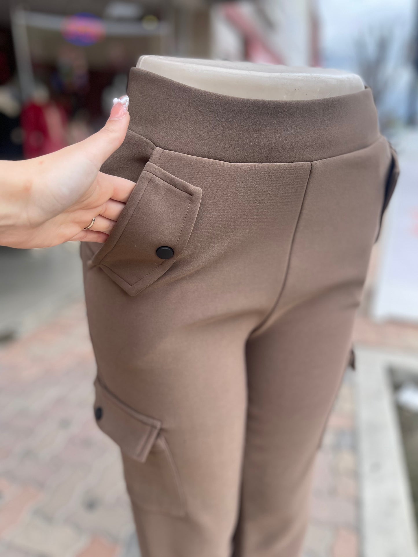 #WARM CARGO JEANS BROWN
